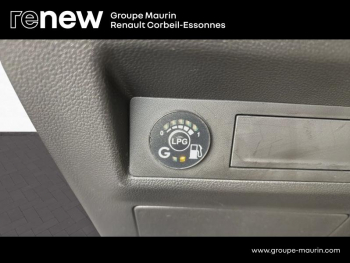 Photo 19 du bon plan RENAULT Captur 1.0 Eco-G 100ch Evolution occasion à 15890 €