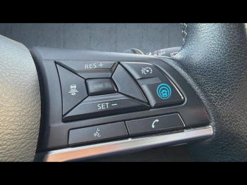 Photo 17 du bon plan NISSAN Juke 1.0 DIG-T 114ch Tekna DCT 2023 occasion à 20890 €