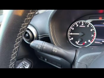 Photo 23 du bon plan NISSAN Juke 1.0 DIG-T 114ch Tekna DCT 2023 occasion à 20890 €