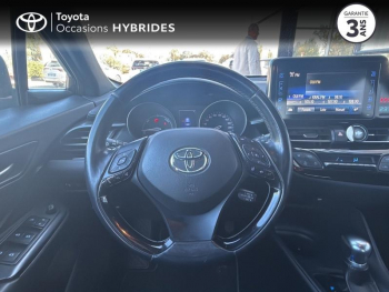 Photo 9 du bon plan TOYOTA C-HR 122h Dynamic 2WD E-CVT RC18 occasion à 16970 €