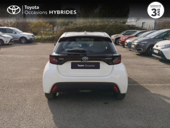 Photo 4 du bon plan TOYOTA Yaris 116h Dynamic 5p MC24 occasion à 17500 €