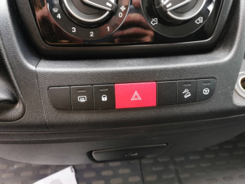 Photo 13 du bon plan FIAT Ducato CCb VUL Benne 3.5 Maxi M 2.3 Multijet 130ch Pack Pro Nav occasion à 23989 €