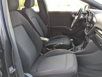 Photo 17 du bon plan FORD Puma 1.0 Flexifuel 125ch S&S mHEV ST-Line occasion à 20490 €