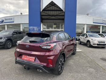 Photo 7 du bon plan FORD Puma 1.0 Flexifuel 125ch S&S mHEV ST-Line X Vivid Ruby Edition occasion à 22990 €