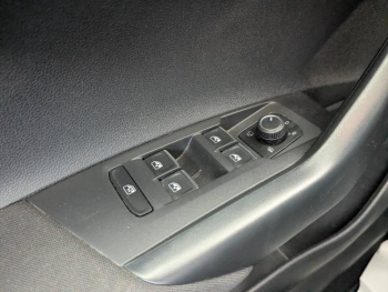 Photo 16 du bon plan VOLKSWAGEN Polo 1.0 TSI 95ch Copper Line Euro6d-T occasion à 12990 €