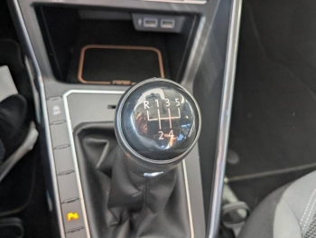 Photo 18 du bon plan VOLKSWAGEN Polo 1.0 TSI 95ch Copper Line Euro6d-T occasion à 12990 €