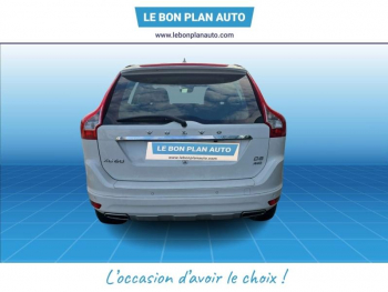 Photo 6 du bon plan VOLVO XC60 D5 AWD 220ch Momentum Geartronic occasion à 24990 €