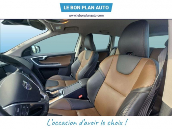 Photo 10 du bon plan VOLVO XC60 D5 AWD 220ch Momentum Geartronic occasion à 24990 €