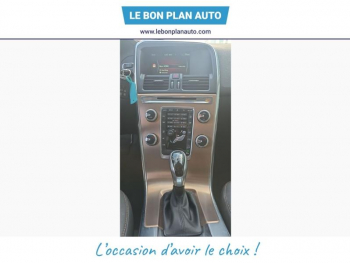 Photo 29 du bon plan VOLVO XC60 D5 AWD 220ch Momentum Geartronic occasion à 24990 €