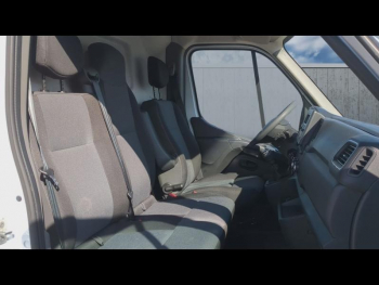 Photo 20 du bon plan NISSAN Interstar Fg L2H2 3t3 2.0 dCi 130ch Euro6E Acenta occasion à 29990 €