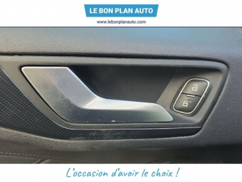 Photo 12 du bon plan FORD Focus 1.0 EcoBoost 125ch Stop&Start ST Line occasion à 12490 €