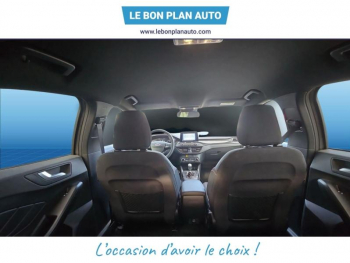 Photo 27 du bon plan FORD Focus 1.0 EcoBoost 125ch Stop&Start ST Line occasion à 12490 €