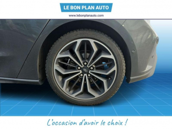 Photo 31 du bon plan FORD Focus 1.0 EcoBoost 125ch Stop&Start ST Line occasion à 12490 €