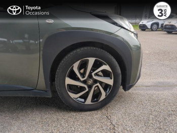 Photo 16 du bon plan TOYOTA Aygo X 1.0 VVT-i 72ch Design MY23 occasion à 15890 €