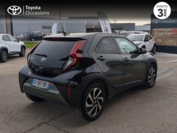 Photo 18 du bon plan TOYOTA Aygo X 1.0 VVT-i 72ch Design MY23 occasion à 15890 €