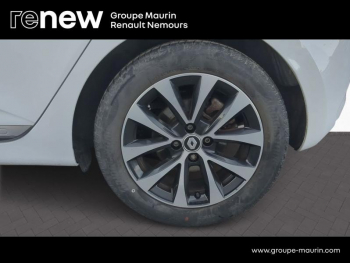 Photo 9 du bon plan RENAULT Clio 1.6 E-Tech hybride 140ch Intens -21N occasion à 16290 €