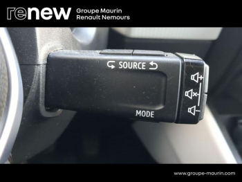 Photo 26 du bon plan RENAULT Clio 1.6 E-Tech hybride 140ch Intens -21N occasion à 16290 €