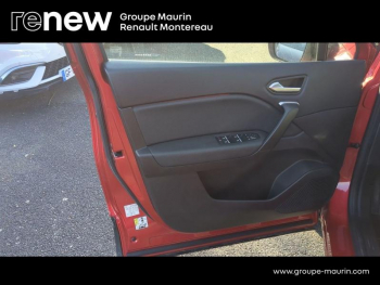 Photo 22 du bon plan RENAULT Captur 1.6 E-Tech hybride 145ch Intens -21 occasion à 16900 €