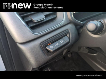 Photo 16 du bon plan RENAULT Captur 1.6 E-Tech full hybrid 145ch Techno occasion à 24999 €