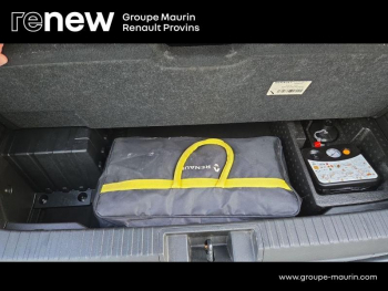 Photo 12 du bon plan RENAULT Captur 1.6 E-Tech hybride rechargeable 160ch Initiale Paris -21 occasion à 18900 €