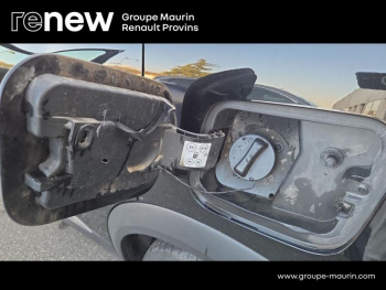 Photo 14 du bon plan RENAULT Captur 1.6 E-Tech hybride rechargeable 160ch Initiale Paris -21 occasion à 18900 €