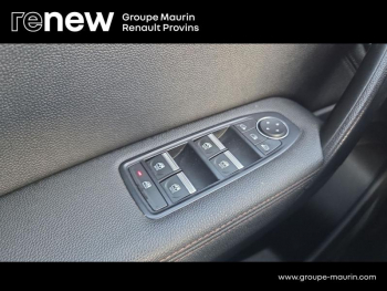 Photo 30 du bon plan RENAULT Captur 1.6 E-Tech hybride rechargeable 160ch Initiale Paris -21 occasion à 18900 €