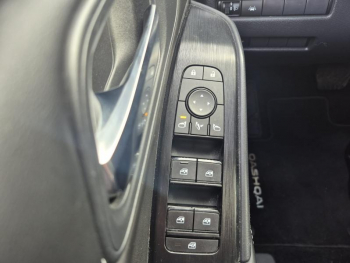 Photo 20 du bon plan NISSAN Qashqai e-POWER 190ch Business Edition 2022 occasion à 24990 €