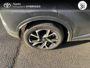 Photo 16 du bon plan TOYOTA C-HR 122h Edition 2WD E-CVT RC18 occasion à 17890 €