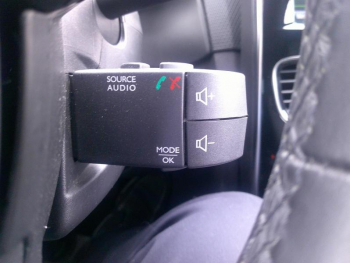 Photo 12 du bon plan RENAULT Clio 0.9 TCe 90ch energy Intens 5p Euro6c occasion à 12600 €