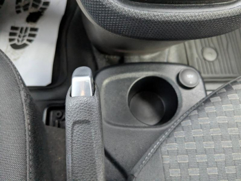 Photo 14 du bon plan FORD Transit Connect VUL L1 1.0E 100ch E85 Trend Business Nav occasion à 21900 €