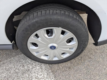 Photo 26 du bon plan FORD Transit Connect VUL L1 1.0E 100ch E85 Trend Business Nav occasion à 21900 €