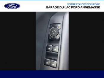 Photo 16 du bon plan FORD Mustang Mach-E 351ch Extended Range 99kWh AWD 9cv occasion à 35990 €