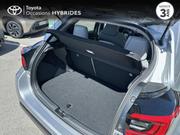 Photo 10 du bon plan TOYOTA Yaris 116h Iconic 5p MY22 occasion à 20980 €