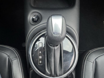 Photo 23 du bon plan NISSAN Juke 1.6 Hybrid 143ch Première Edition 2022.5 occasion à 20990 €