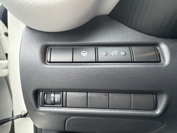 Photo 26 du bon plan NISSAN Juke 1.6 Hybrid 143ch Première Edition 2022.5 occasion à 20990 €