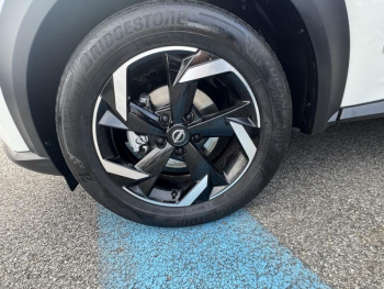 Photo 29 du bon plan NISSAN Juke 1.6 Hybrid 143ch N-Connecta 2023.5 occasion à 24490 €