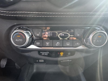 Photo 20 du bon plan NISSAN Juke 1.0 DIG-T 114ch Tekna 2022.5 occasion à 17990 €