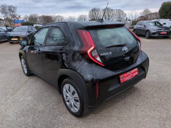 Photo 6 du bon plan TOYOTA Aygo X 1.0 VVT-i 72ch Dynamic S-CVT MY24 occasion à 15900 €