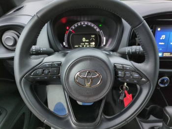 Photo 9 du bon plan TOYOTA Aygo X 1.0 VVT-i 72ch Dynamic S-CVT MY24 occasion à 15900 €