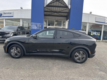 Photo 5 du bon plan FORD Mustang Mach-E 269ch Standard Range 72,6kWh Mach-E Propulsion occasion à 43990 €