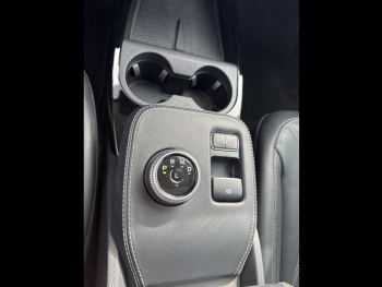 Photo 17 du bon plan FORD Mustang Mach-E 269ch Standard Range 72,6kWh Mach-E Propulsion occasion à 43990 €