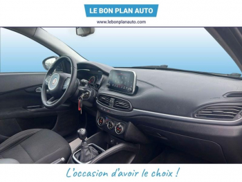 Photo 10 du bon plan FIAT Tipo 1.4 95ch Easy 5p occasion à 7990 €