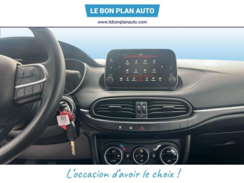 Photo 19 du bon plan FIAT Tipo 1.4 95ch Easy 5p occasion à 7990 €