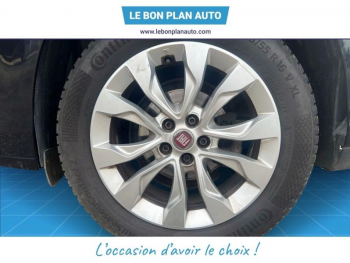 Photo 31 du bon plan FIAT Tipo 1.4 95ch Easy 5p occasion à 7990 €