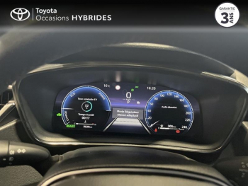 Photo 14 du bon plan TOYOTA Corolla 1.8 140ch Design Pack Confort occasion à 24990 €