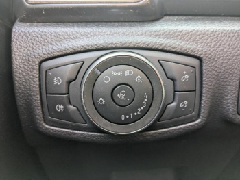 Photo 19 du bon plan FORD Ranger VUL 2.0 TDCi 213ch Super Cab Wildtrak occasion à 29943 €