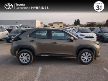 Photo 17 du bon plan TOYOTA Yaris Cross 116h Dynamic MY22 occasion à 21800 €