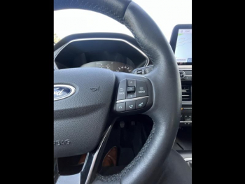 Photo 23 du bon plan FORD Kuga 2.0 EcoBlue 150ch mHEV Titanium occasion à 18900 €