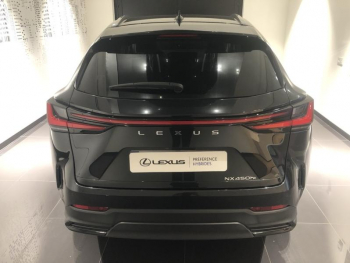 Photo 6 du bon plan LEXUS NX 450h+ Luxe 4WD MY24 occasion à 48970 €