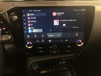 Photo 17 du bon plan LEXUS NX 450h+ Luxe 4WD MY24 occasion à 48970 €